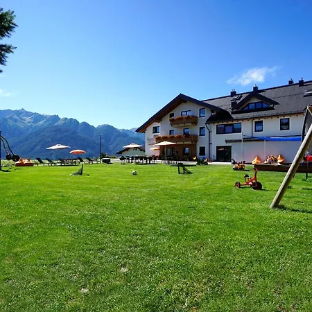 Aparthotel Dreisonnenhof