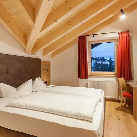 Aparthotel Dreisonnenhof