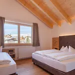 Aparthotel Dreisonnenhof Fiss