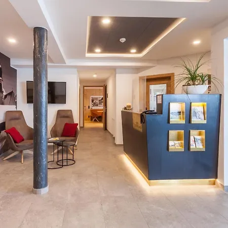 Dreisonnenhof Hotel apartamentowy 4*