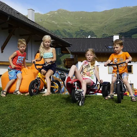 Hotel apartamentowy Dreisonnenhof 4*