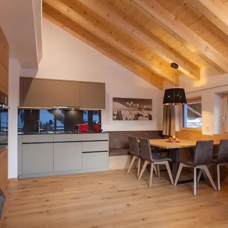 Dreisonnenhof Hotel apartamentowy 4*