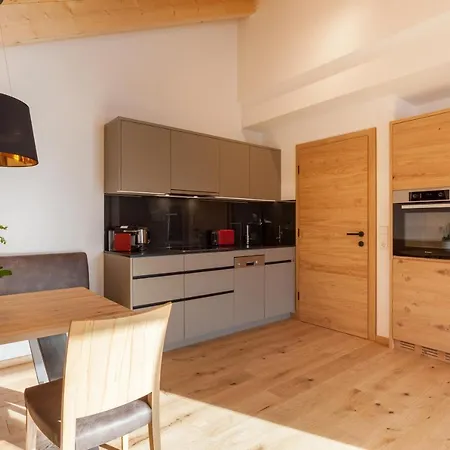 Hotel apartamentowy Dreisonnenhof 4*