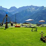 Dreisonnenhof Hotel apartamentowy