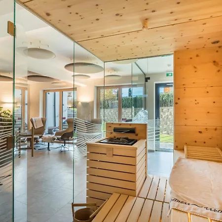 Apartmanhotel Dreisonnenhof 4*