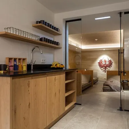Dreisonnenhof Apartmanhotel Fiss